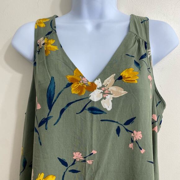 Old Navy Green Floral Tank Top - Picture 2 of 10